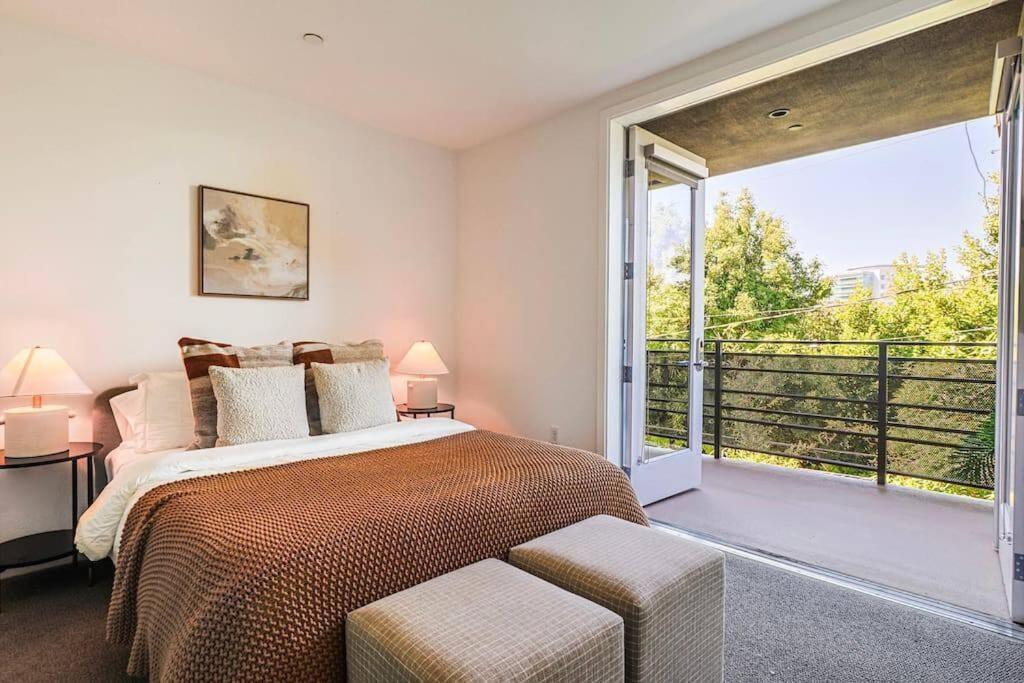 Near Beverly Center Luxury 2bd Appartamento